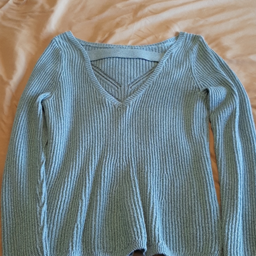 Sweater - Picture 5 of 6